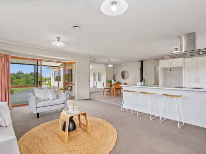 357 Brown Road, Hakaru