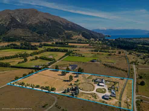 22 Grayburn Lane, Lake Hawea