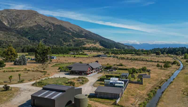 22 Grayburn Lane, Lake Hawea