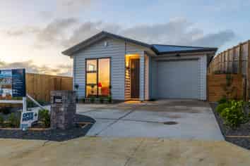 144 Ninth View Avenue, Beachlands
