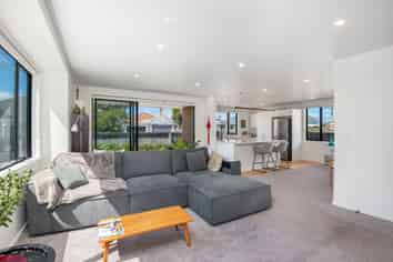 42A Eskvale Street, Saint Kilda