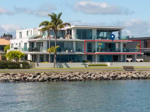 3/104 Harbour Drive, Otumoetai