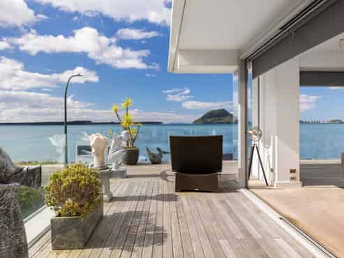 3/104 Harbour Drive, Otumoetai