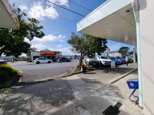 Central Waipu Office with Storage