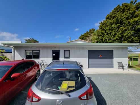 Central Waipu Office with Storage