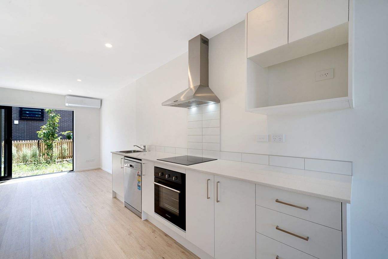 Easy Townhouse Living, Surplus to Vendor's Needs. - Bild 5