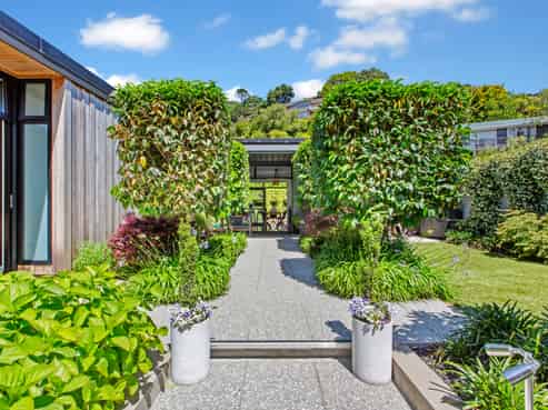 14 Cheviot Road, Lowry Bay