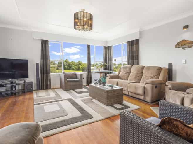 35 Oran Road, Panmure