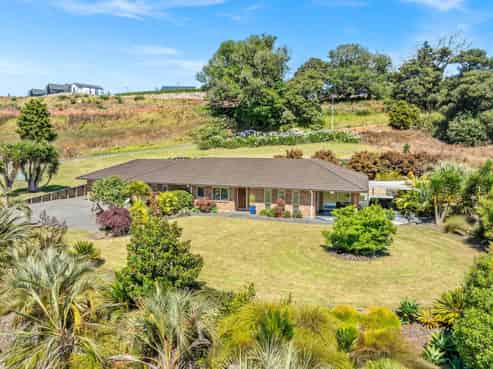 1 Catherin Servant Close, Maunu