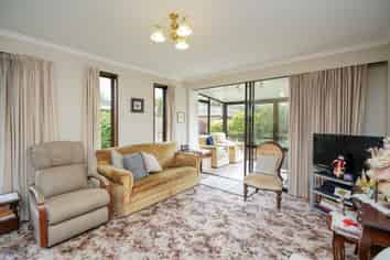 2/17 Dublin Street, Windsor