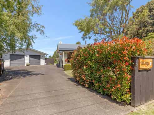 18 Pickwick Road, Otamatea