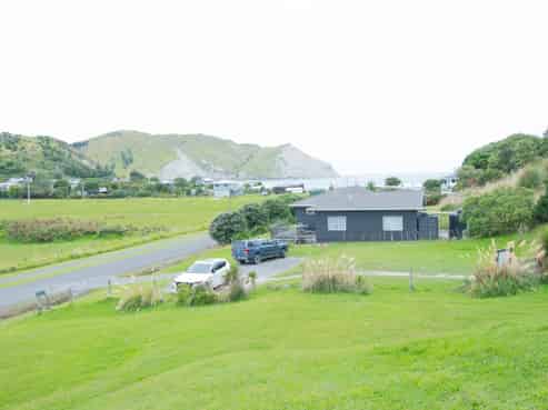170 Newcastle Street, Mahia