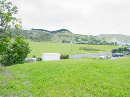 170 Newcastle Street, Mahia