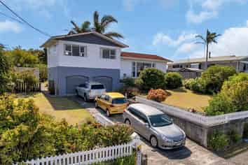 12 Seaview Road, Ruakaka