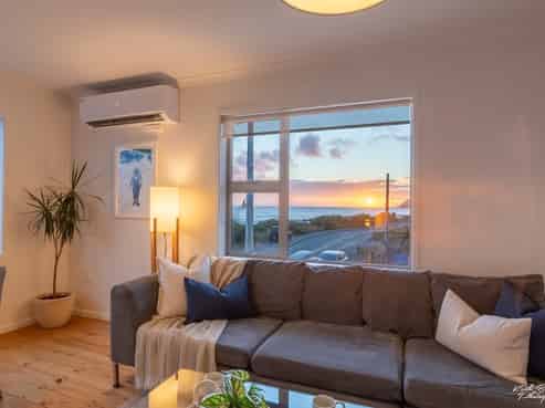 144 Owhiro Bay Parade, Owhiro Bay