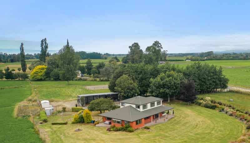 206 Winchester-Geraldine Road, Geraldine Flat