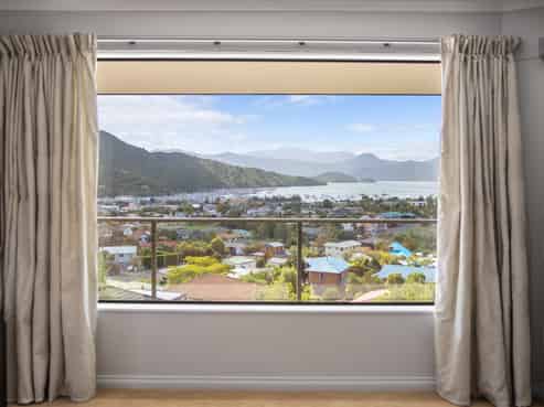 10 Moana Heights, Waikawa
