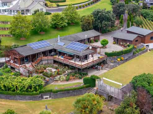 76 Brick Bay Drive, Sandspit