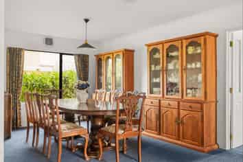 57 Potae Avenue, Lytton West