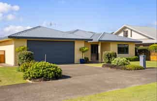 57 Potae Avenue, Lytton West