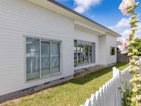 64 Swinburn Street, Dannevirke