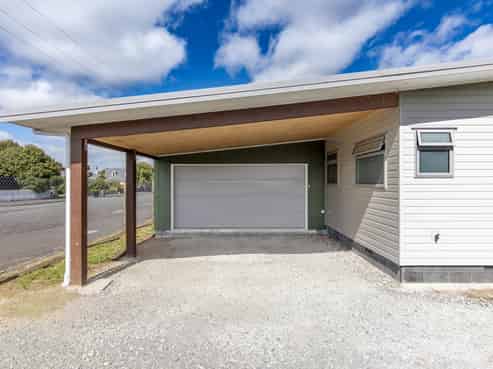 64 Swinburn Street, Dannevirke