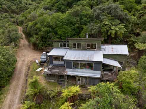 144 Graham Valley North Branch Road, Motueka Valley