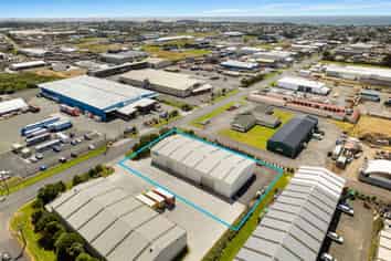 Quality industrial facility with vacant possession