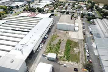 Prime industrial yard for lease 