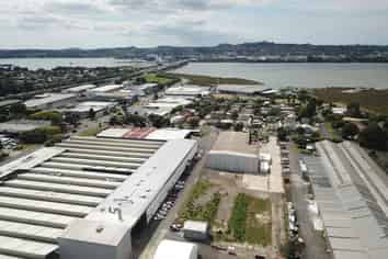 Prime industrial yard for lease 