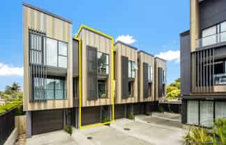 18/54 Taharoto Road, Takapuna