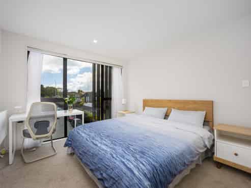18/54 Taharoto Road, Takapuna