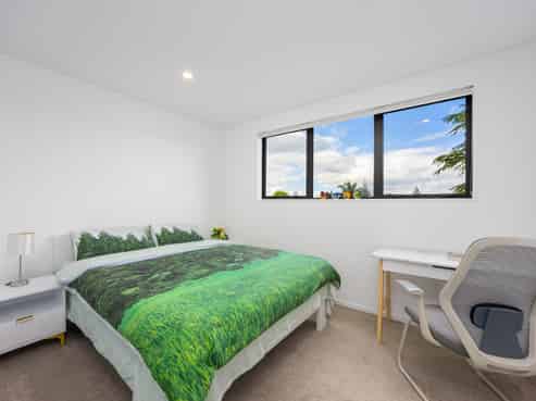 18/54 Taharoto Road, Takapuna