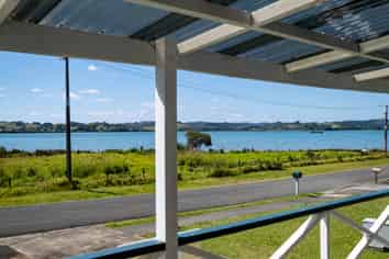 5 Marchant Road, Hihi