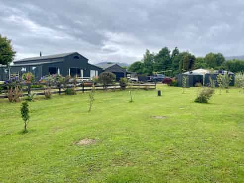 70 Greens Road, Franz Josef Glacier