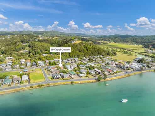 8 Kopipi Crescent, Ngunguru