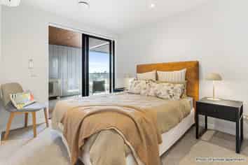 210/4 Bute Road, Browns Bay