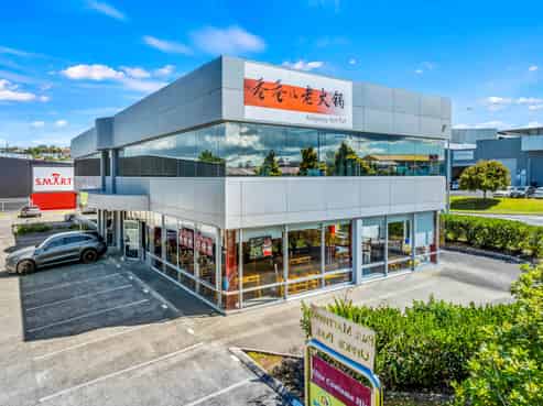 PRIME INVESTMENT – HIGH EXPOSURE, SECURE TENANT
