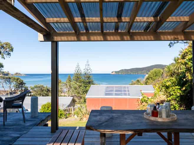1 Rosalie Bay Road, Great Barrier Island