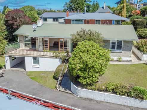 39 Centennial Avenue, Helensburgh