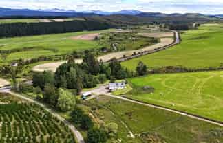 1384 Clifden Blackmount Road, Wairaki