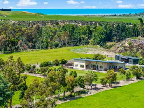442 Double Corner Road, Amberley