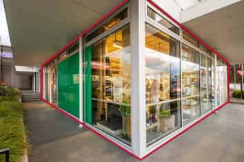 Prime Richmond Retail/Commercial For Lease