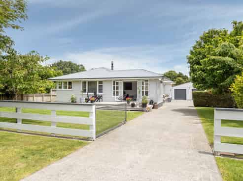 2 Maclaren Street, Maymorn