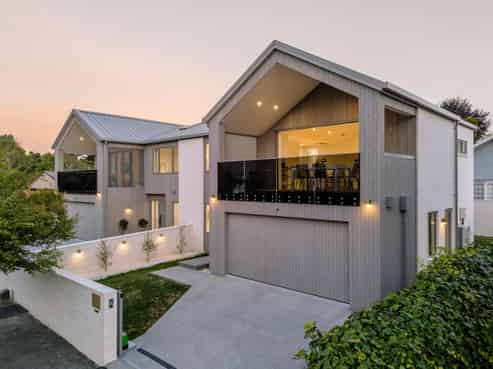 1/2 Tauhara Drive, Queenwood