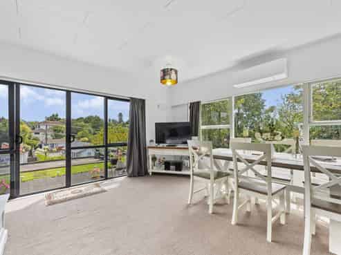 73 Great North Road, Saint Johns Hill