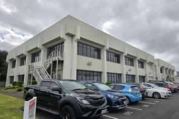 Full floor available on Lambie Drive