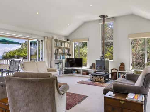 164 State Highway 1, Waitahanui