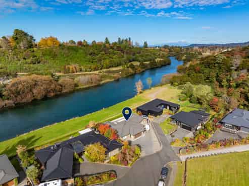 27 Stevenson Way, Rangatira Park