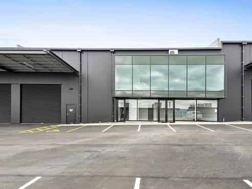 High spec industrial - Northside